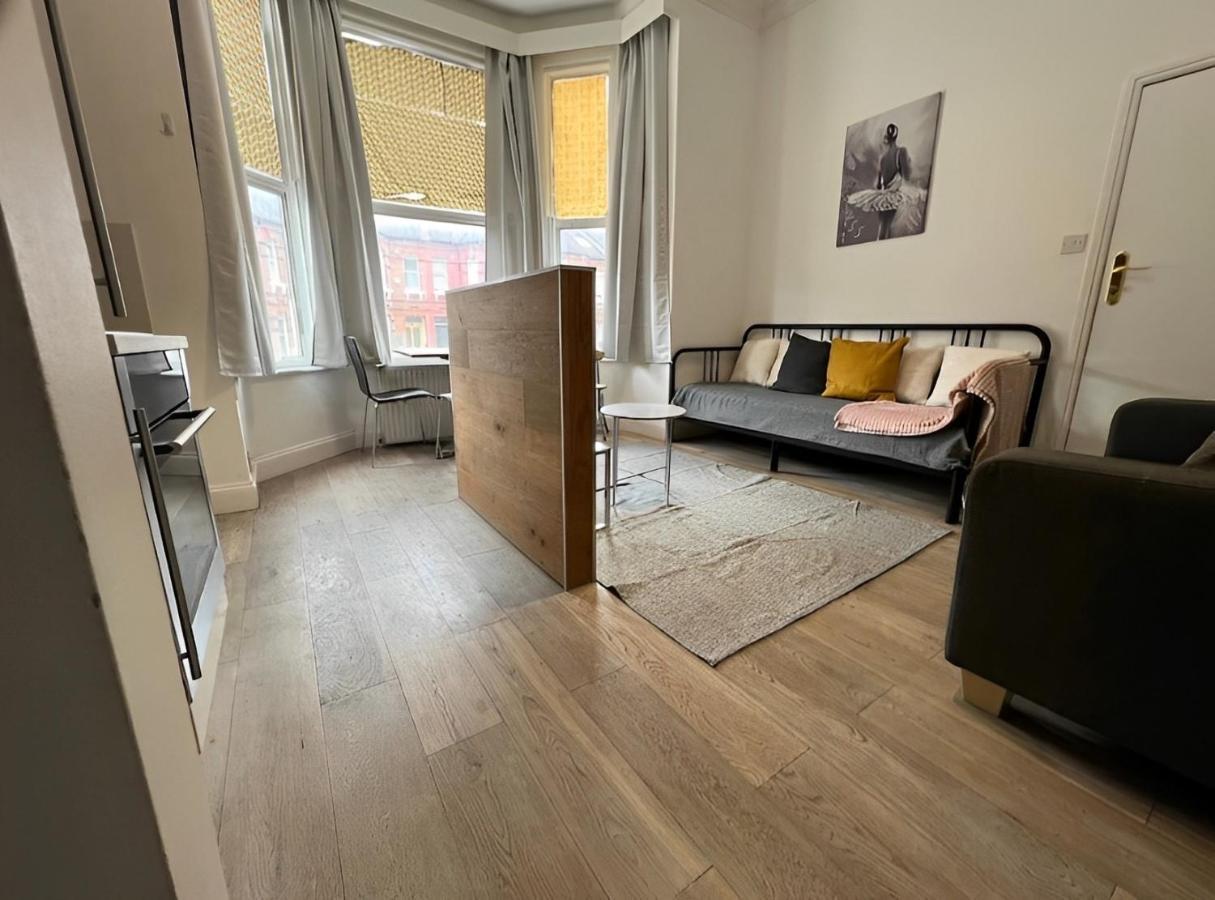 Nice Studio Shepherd'S Bush London Near Everything Exterior foto